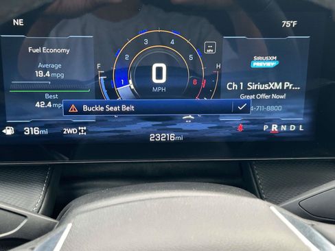 Used 2026 Chevrolet Equinox LT AWD/4WD image 26