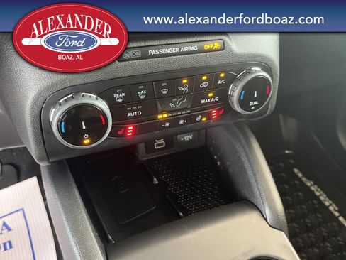 Used 2024 Ford Bronco Sport Outer Banks w/ Tech Package AWD/4WD image 24