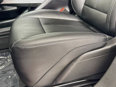 Used 2025 Cadillac Lyriq Sport AWD/4WD image 22