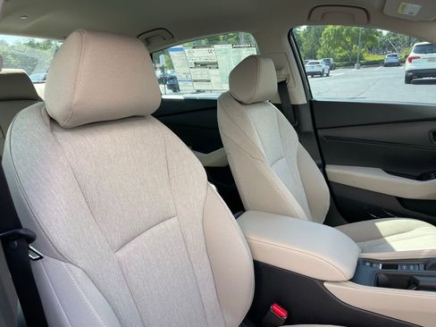 Used 2025 Honda Accord LX image 30