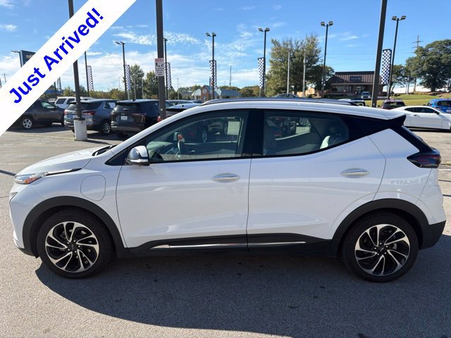Used 2023 Chevrolet Bolt EUV Premier FWD image 6