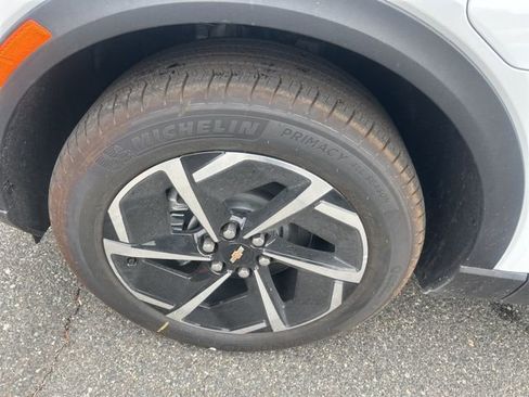 New 2026 Chevrolet Equinox EV LT AWD/4WD image 7