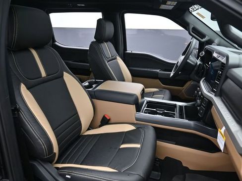 New 2025 Ford F250 XLT w/ Black Appearance Package image 26