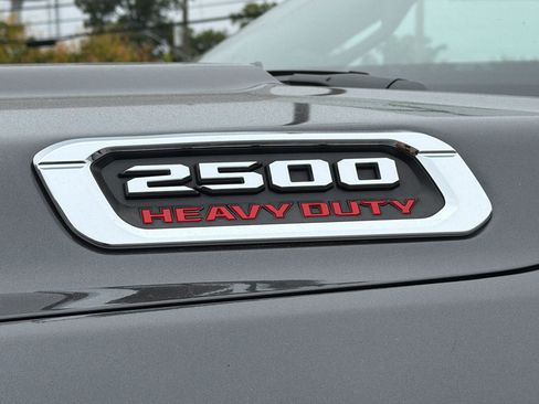 Used 2024 RAM 2500 Big Horn AWD/4WD image 10