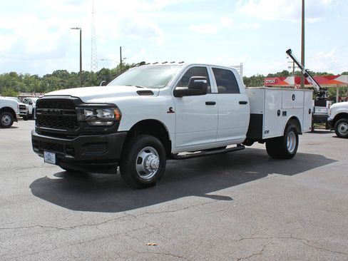 Used 2024 RAM 3500 Tradesman AWD/4WD image 10