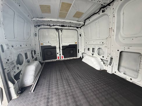 Used 2016 Ford Transit 150 130 Low Roof RWD image 29