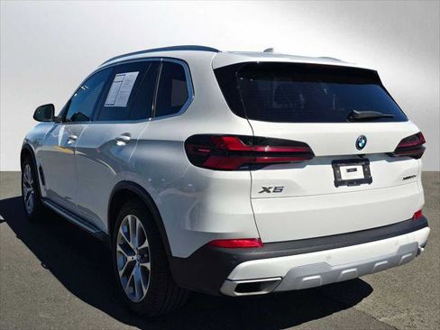Used 2025 BMW X5 xDrive50e AWD/4WD image 5