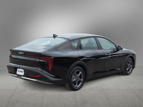 Used 2025 Kia K4 FWD image 8