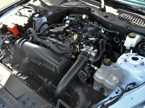 Used 2024 Ford Mustang Premium image 43