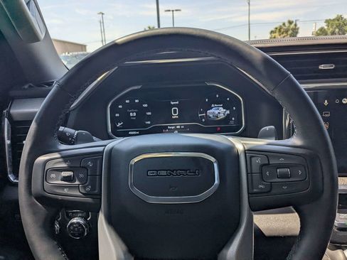 Used 2023 GMC Sierra 1500 Denali w/ Denali Reserve Package AWD/4WD image 23