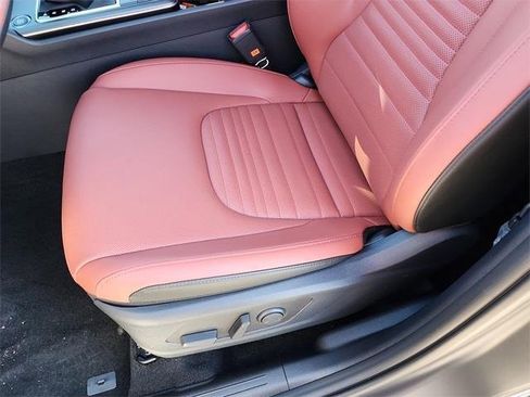 New 2026 Kia Sportage SX image 14