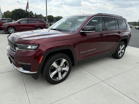 Used 2022 Jeep Grand Cherokee L Limited image 4