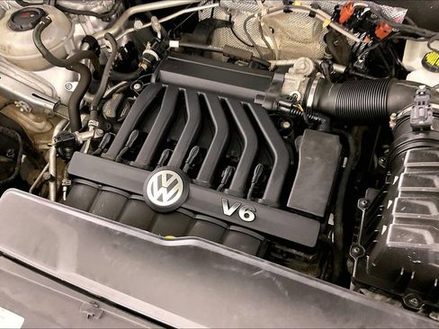 Used 2018 Volkswagen Atlas SE AWD/4WD image 43