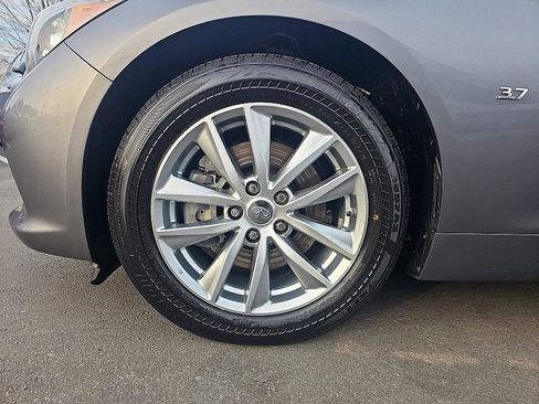 Used 2015 INFINITI Q50 Premium w/ Navigation Package image 10