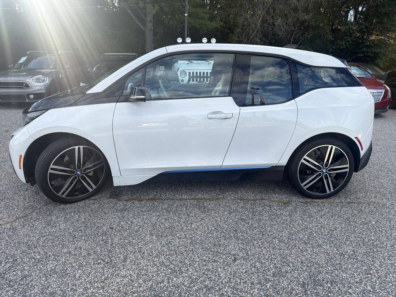 Used 2015 BMW i3 RWD image 9