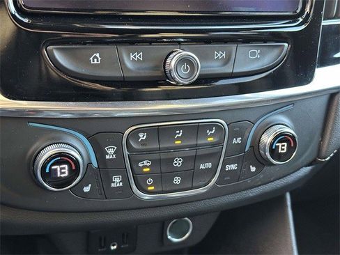 Certified 2023 Chevrolet Traverse LT image 21