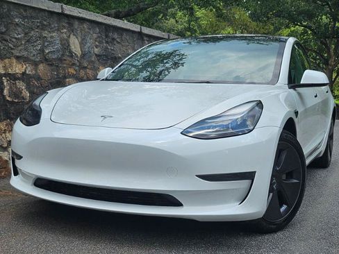 Used 2023 Tesla Model 3 Standard Range RWD image 69