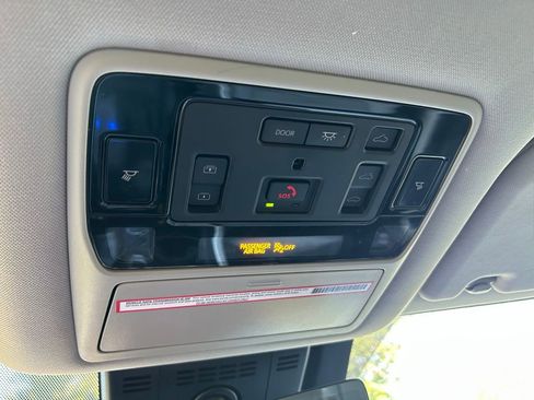 Used 2024 Toyota Grand Highlander AWD image 33