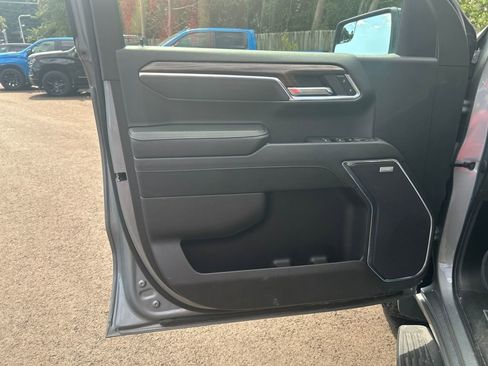 Used 2024 Chevrolet Silverado 1500 LT Trail Boss w/ Convenience Package II image 25