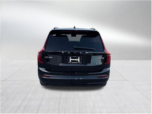 New 2026 Volvo XC90 T8 Ultra AWD/4WD image 6