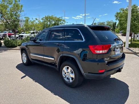Used 2012 Jeep Grand Cherokee Laredo w/ Laredo E Group AWD/4WD image 4