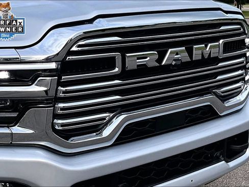 Used 2026 RAM 2500 Laramie AWD/4WD image 27