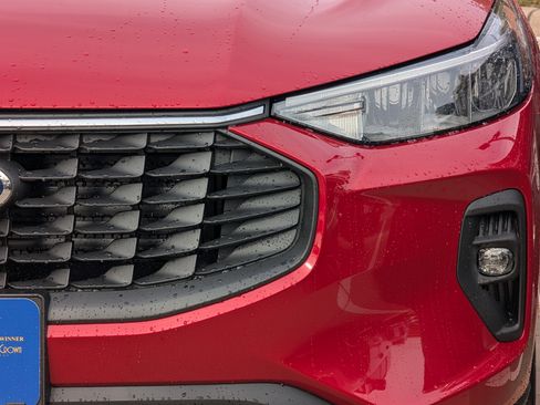 New 2026 Ford Escape SE image 8