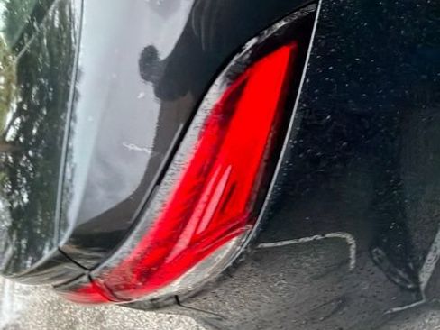 Used 2022 Toyota Corolla LE FWD image 16