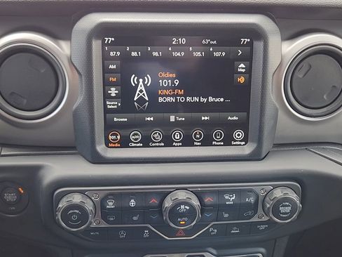 Used 2021 Jeep Wrangler Unlimited Sport AWD/4WD image 14