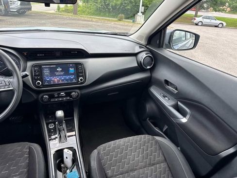 Certified 2022 Nissan Kicks SV FWD image 18