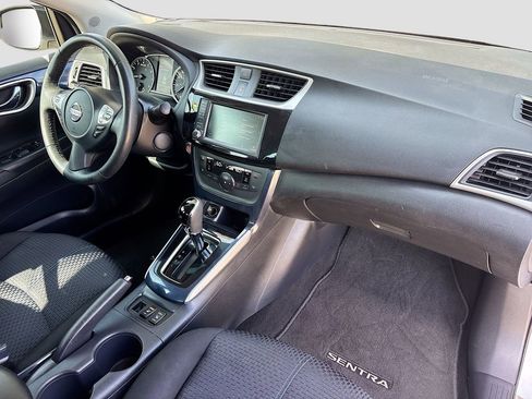 Used 2019 Nissan Sentra SR image 28