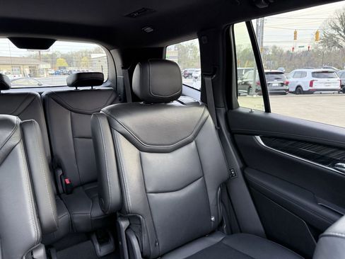 Used 2020 Cadillac XT6 Premium Luxury image 15