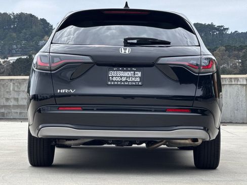 Used 2024 Honda HR-V EX-L image 9