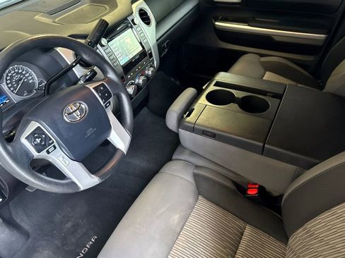 Used 2016 Toyota Tundra SR5 RWD image 10
