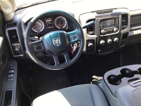 Used 2016 RAM 2500 Tradesman w/ Chrome Appearance Group AWD/4WD image 11