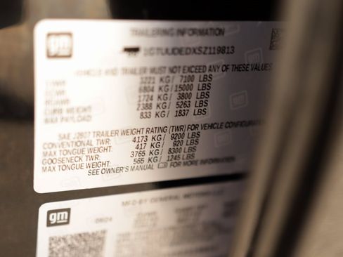 Used 2025 GMC Sierra 1500 SLT image 39