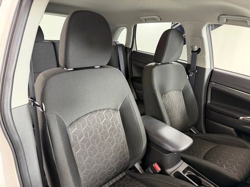 Used 2021 Mitsubishi Outlander Sport SE image 28