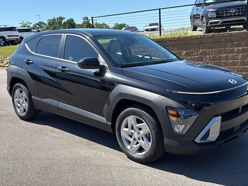 Certified 2026 Hyundai Kona SE FWD image 1