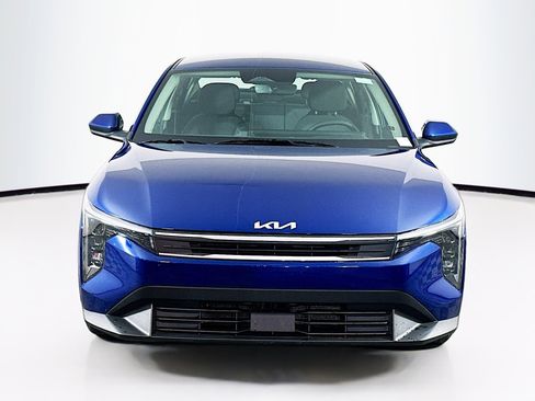 Used 2025 Kia K4 FWD image 2