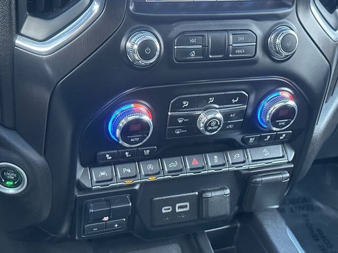 Used 2021 GMC Sierra 1500 AT4 w/ AT4 Premium Package image 23