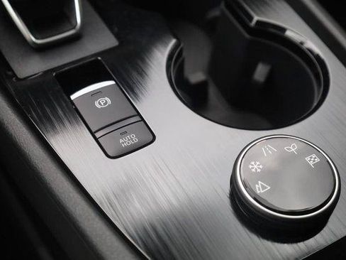 New 2026 Nissan Rogue Dark Armor AWD/4WD image 18