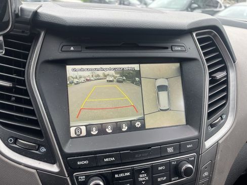 Used 2017 Hyundai Santa Fe Sport w/ 2.4L Tech Package 04 image 18