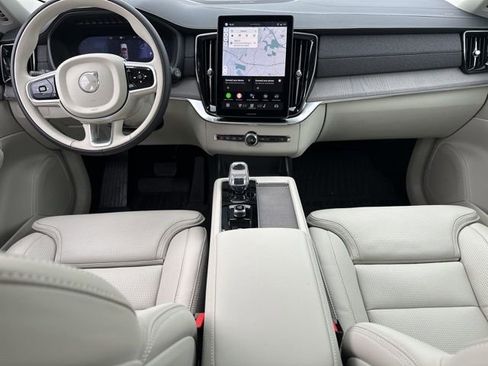 New 2026 Volvo XC90 B6 Ultra w/ Protection Package image 12