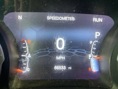 Used 2018 Jeep Compass Latitude w/ Popular Equipment Group AWD/4WD image 8