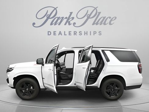 Used 2022 Chevrolet Tahoe Z71 w/ Luxury Package AWD/4WD image 5