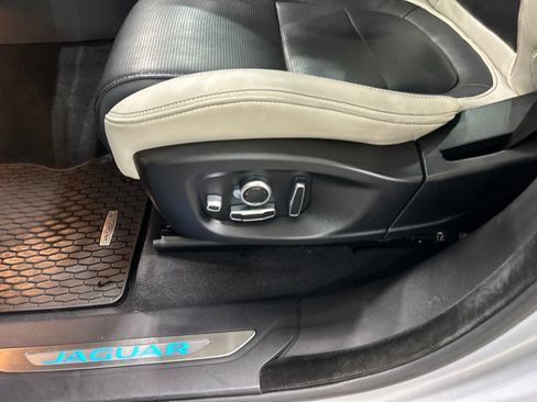 Used 2020 Jaguar F-PACE S AWD/4WD image 12