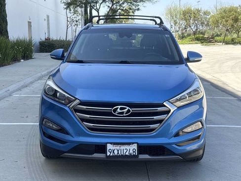 Used 2016 Hyundai Tucson Limited w/ Option Group 03 FWD image 8