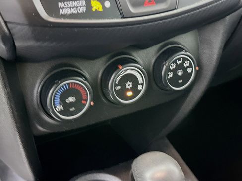 Used 2015 Mitsubishi Outlander Sport ES image 14