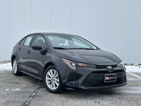 New 2026 Toyota Corolla LE image 6