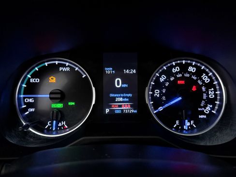 Used 2022 Toyota RAV4 XLE AWD/4WD image 36